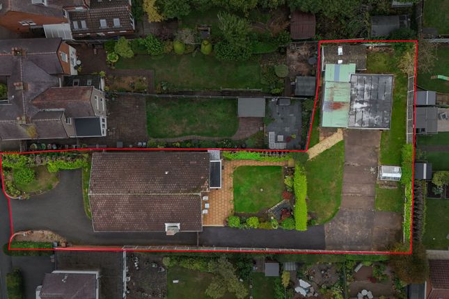 Alcester Road, Lickey End, B60 3 bed detached bungalow for sale