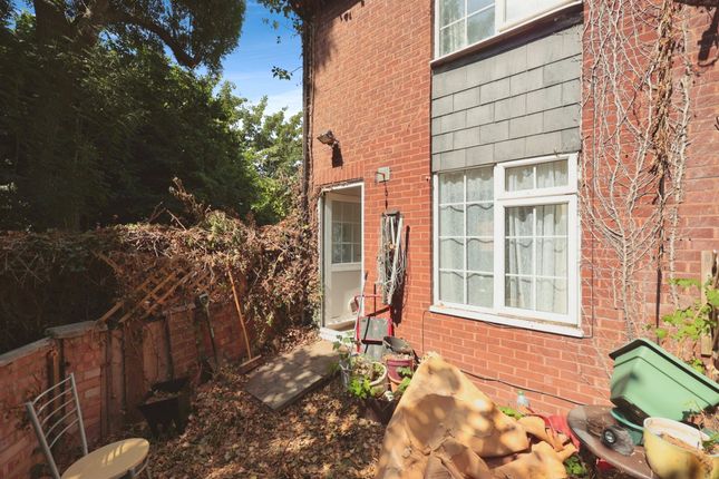 1 bedroom end of terrace house for sale