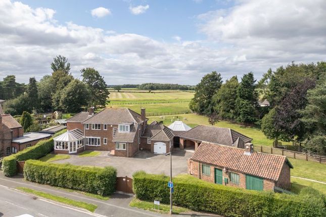 Church Lane, Strensall YO32 3 bed detached house for sale