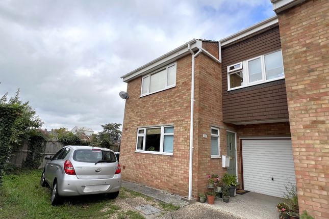 4 bedroom end of terrace house for sale