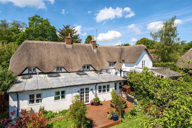 Oare, Marlborough, Wiltshire, SN8 4 bed semi