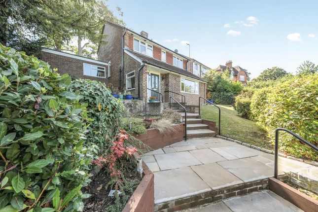 St. Johns Rise,  Woking,  Surrey,  GU21 4 bed detached house for sale