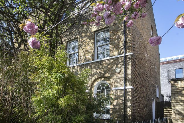 Peckham Hill Street, London, SE15 3 bed end of terrace house for sale