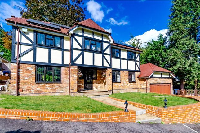 6 bedroom detached house for sale