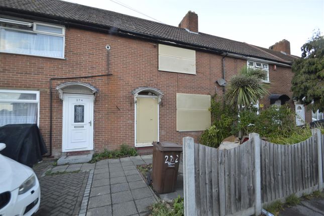 Porters Avenue 3 bed terraced house for sale
