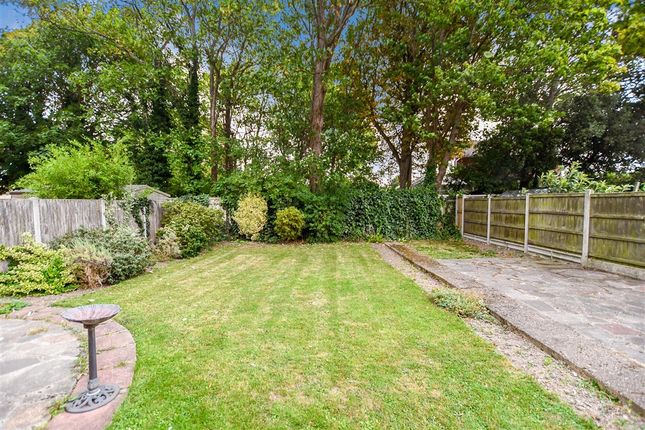 3 bed detached bungalow