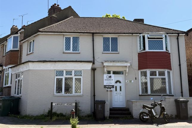 4 bedroom end of terrace house for sale