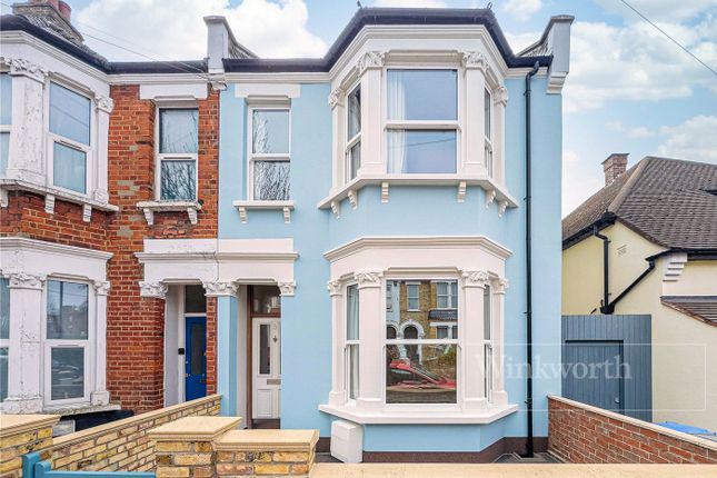 Baker Road, London, NW10 3 bed end of terrace house for sale