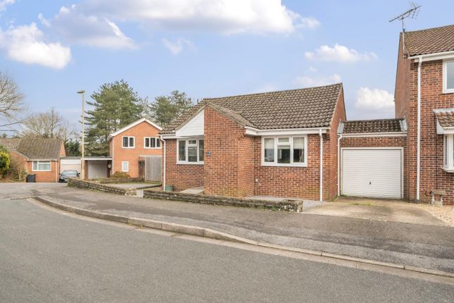 2 bedroom semi-detached bungalow for sale