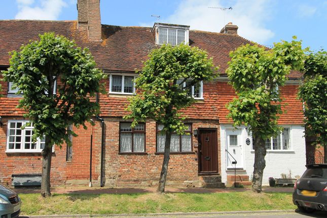 High Street, Burwash, TN19 3 bed cottage for sale