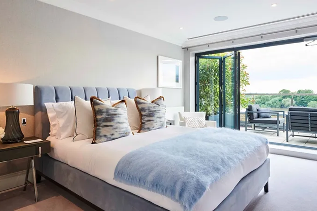 3 bed town house