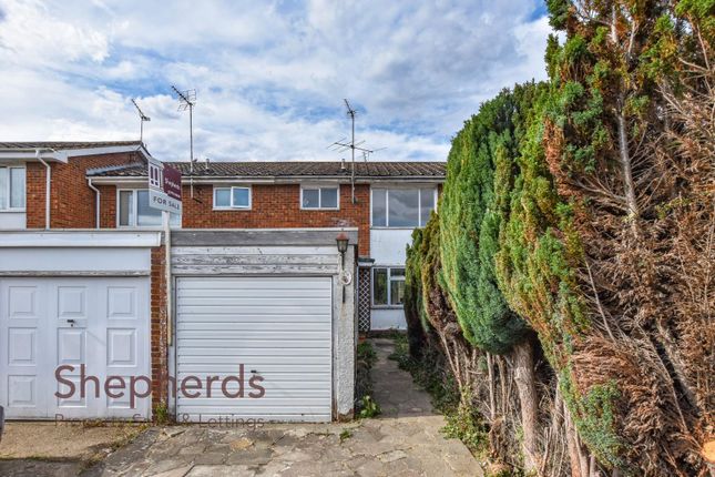 Beechfield, Hoddesdon EN11 3 bed terraced house for sale