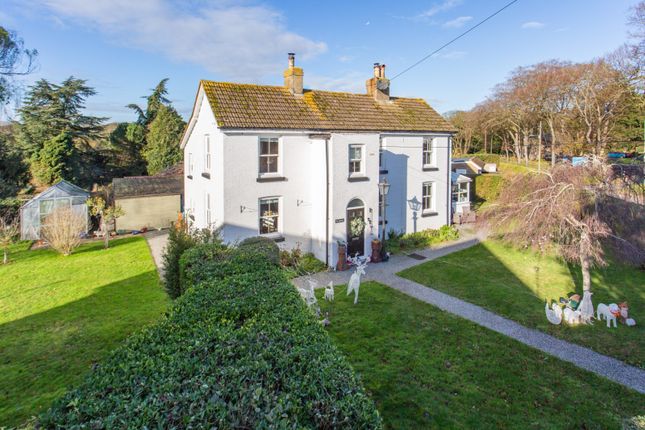 Chapel Hill, Eythorne, Dover, Kent, CT15 5 bed detached house for sale
