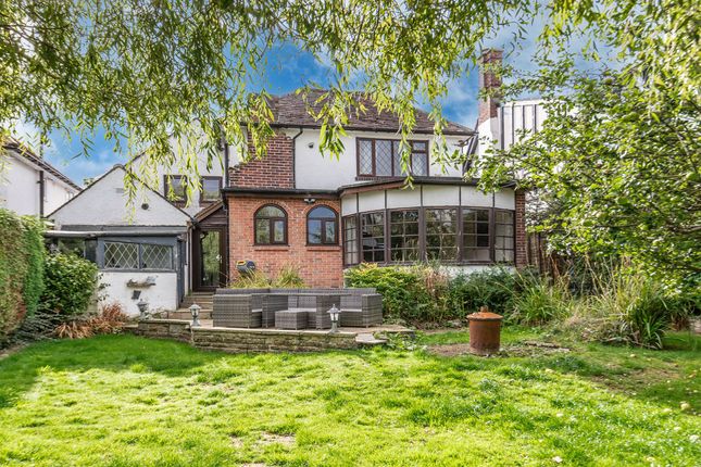 3 bed detached house