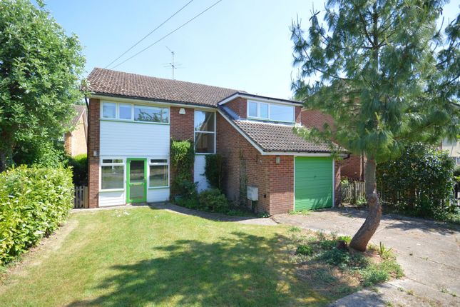 Worlds End Lane, Aylesbury HP22 4 bed detached house for sale