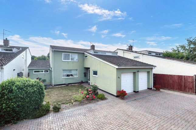 Station Road, Royston SG8 4 bed detached house for sale