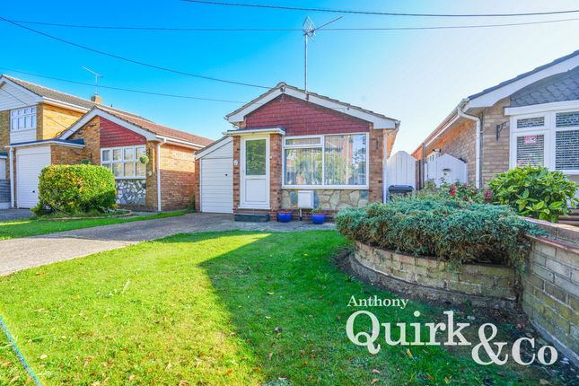 Southwick Road, Canvey Island, SS8 1 bed detached bungalow for sale