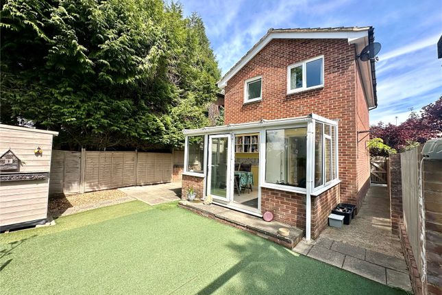 The Mount, Ringwood, Hampshire, BH24 3 bed link detached house for sale