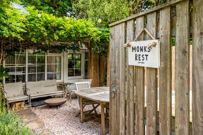 3 bed detached house