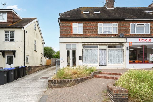 4 bedroom end of terrace house for sale