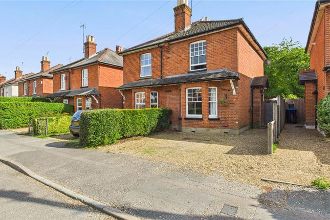 Arthurs Bridge Road, Woking GU21 2 bed semi