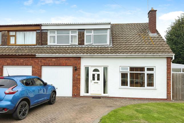 3 bedroom semi-detached house for sale