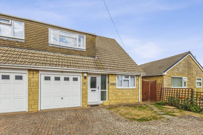 Malleson Road, Gotherington... 3 bed semi