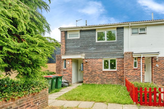 4 bedroom end of terrace house for sale