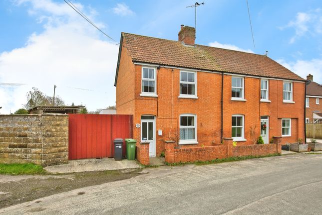 2 bedroom semi-detached house for sale