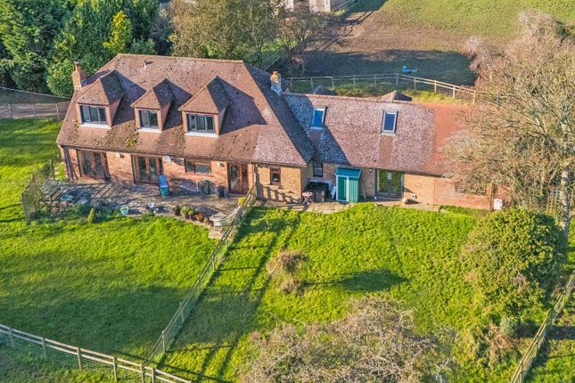 5 bed detached house