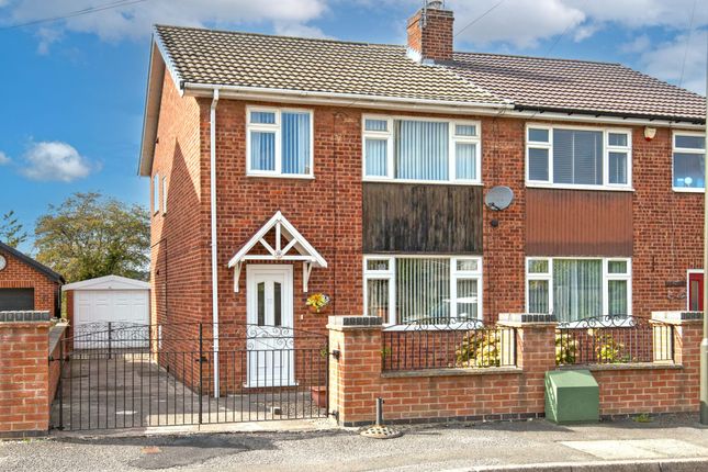 Muirfield Close, Chesterfield S41 3 bed semi