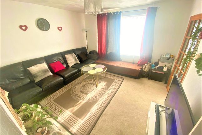 3 bed semi-detached house