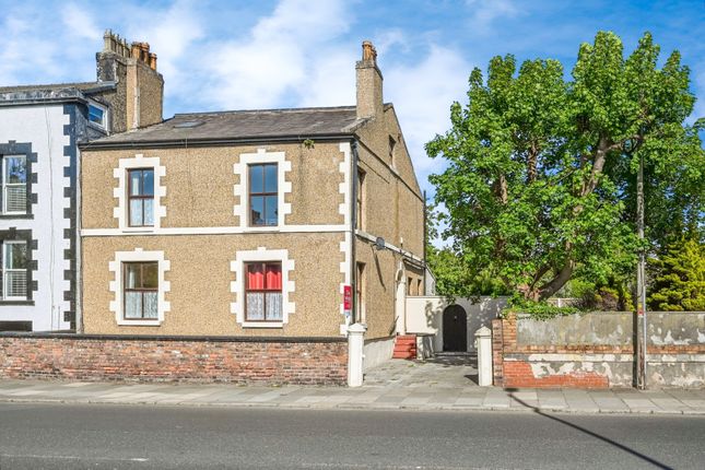 7 bedroom end of terrace house for sale