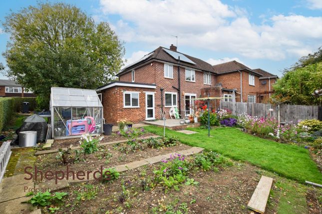 Bury Green Road, Cheshunt EN7 2 bed semi