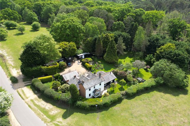 Linwood, Ringwood, Hampshire, BH24 3 bed detached house for sale