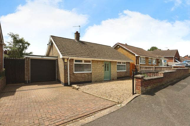 2 bed detached bungalow