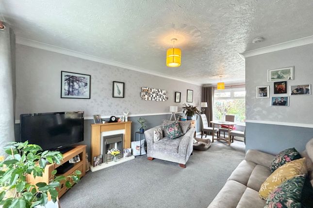 Simpson Road, Sittingbourne ME10 2 bed end of terrace house for sale