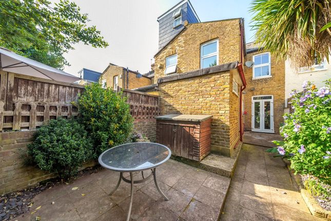 Victor Road, Teddington, TW11 3 bed terraced house for sale