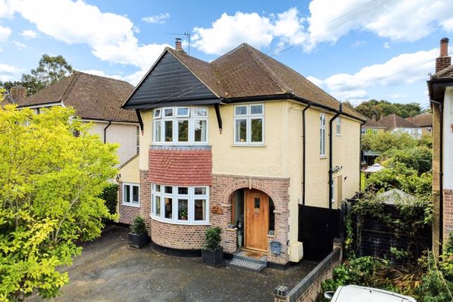 Hare Hill, Row Town KT15 5 bed detached house for sale