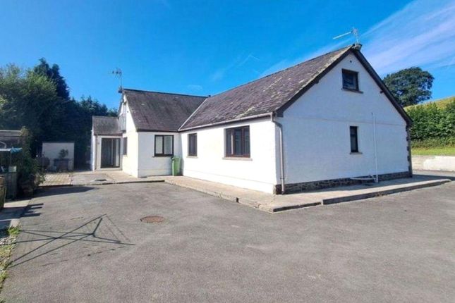 4 bedroom bungalow for sale