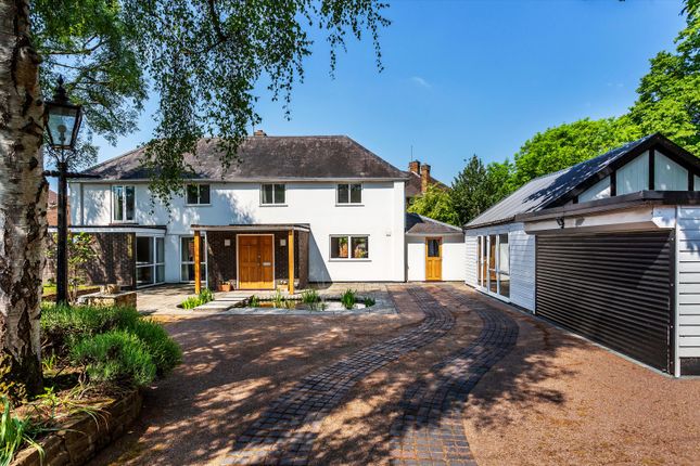 Boxgrove Road, Guildford, Surrey, GU1 4 bed detached house for sale