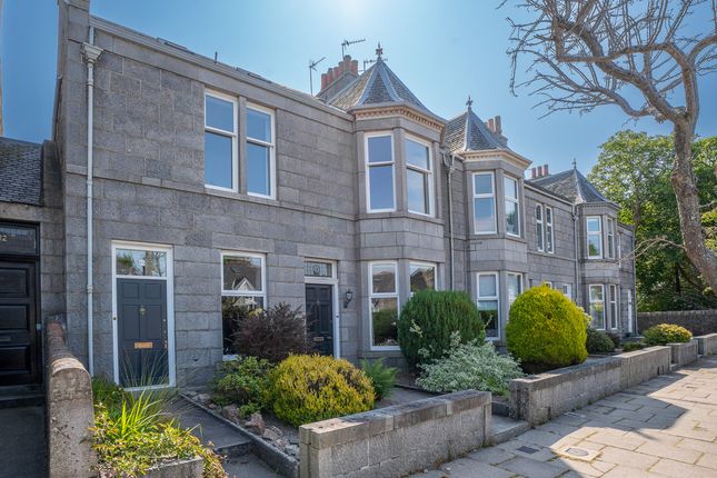 Richmondhill Place, Aberdeen, AB15 5 bed maisonette for sale