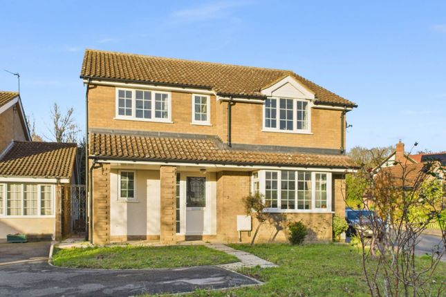 4 bed detached house