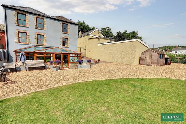Whitecroft, Lydney, Gloucestershire.... 4 bed semi