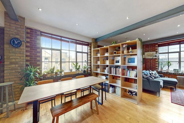 Shepherdess Place, N1 1 bed apartment for sale