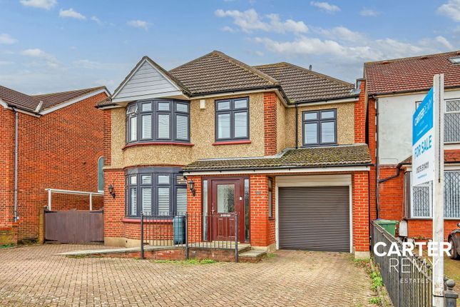 Windsor Avenue, Grays, RM16 5 bed detached house for sale