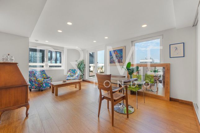 Metro Central Heights, Newington... 4 bed penthouse for sale