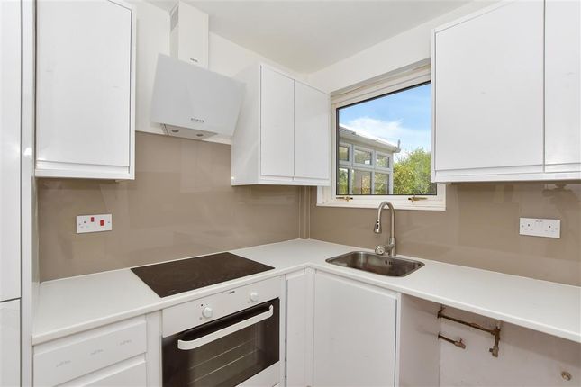 3 bed semi-detached house