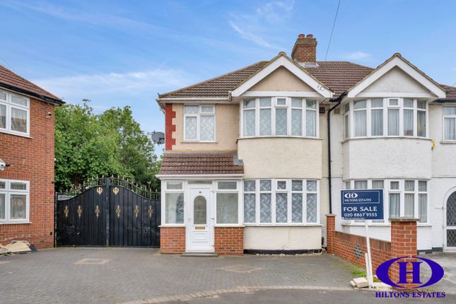 Willow Gardens, Hounslow 4 bed semi