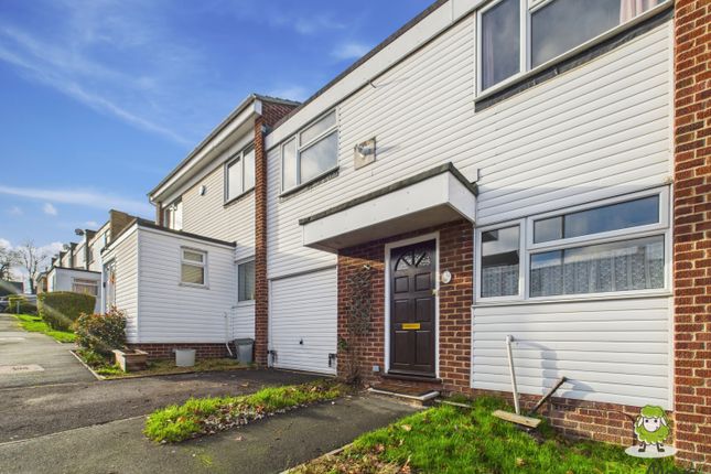 Ribble Way, Basingstoke, Hampshire, RG21 3 bed terraced house for sale